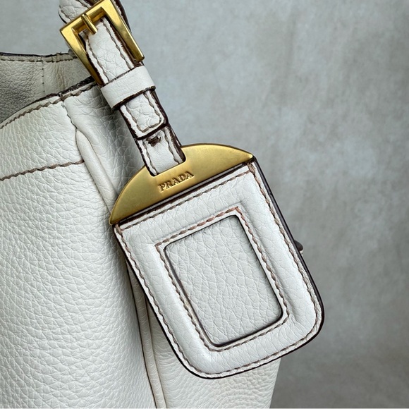 Prada Vitello Daino Antik Leather Hobo Shoulder Tote – Ivory - Picture 7 of 16